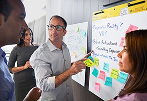 Comment le face-à-face améliore le travail d'équipe et la productivité